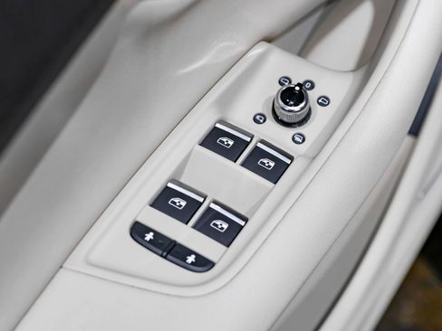 Used 2019 Audi Q7 3.0T Premium Plus w/ Premium Plus Package image 47