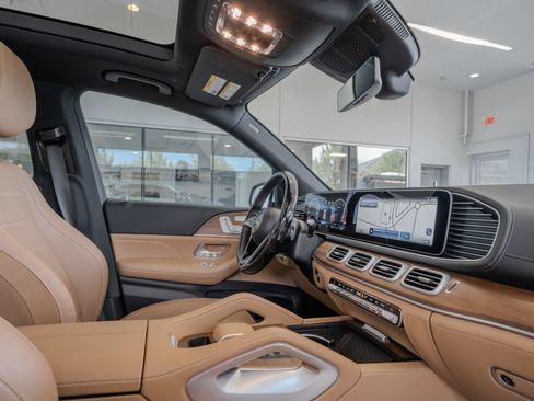 Used 2024 Mercedes-Benz GLE 350 4MATIC image 17