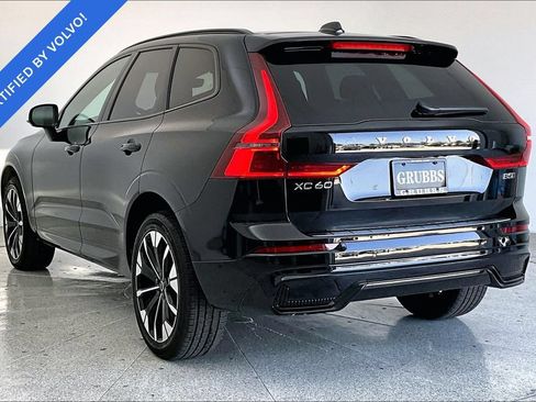 Certified 2026 Volvo XC60 B5 Plus AWD/4WD image 15