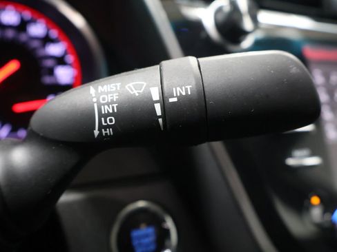 Used 2019 Toyota Camry XSE image 38