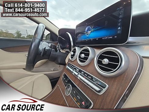 Used 2020 Mercedes-Benz C 300 4MATIC Sedan image 31