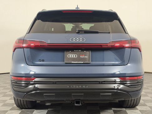 Used 2024 Audi Q8 e-tron Premium Plus w/ Premium Plus Package AWD/4WD image 10