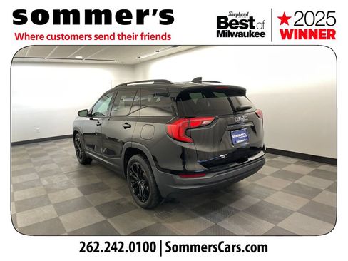 Used 2019 GMC Terrain SLE w/ Driver Convenience Package AWD/4WD image 3