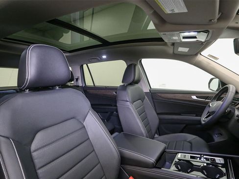 New 2026 Volkswagen Atlas SEL AWD/4WD image 15