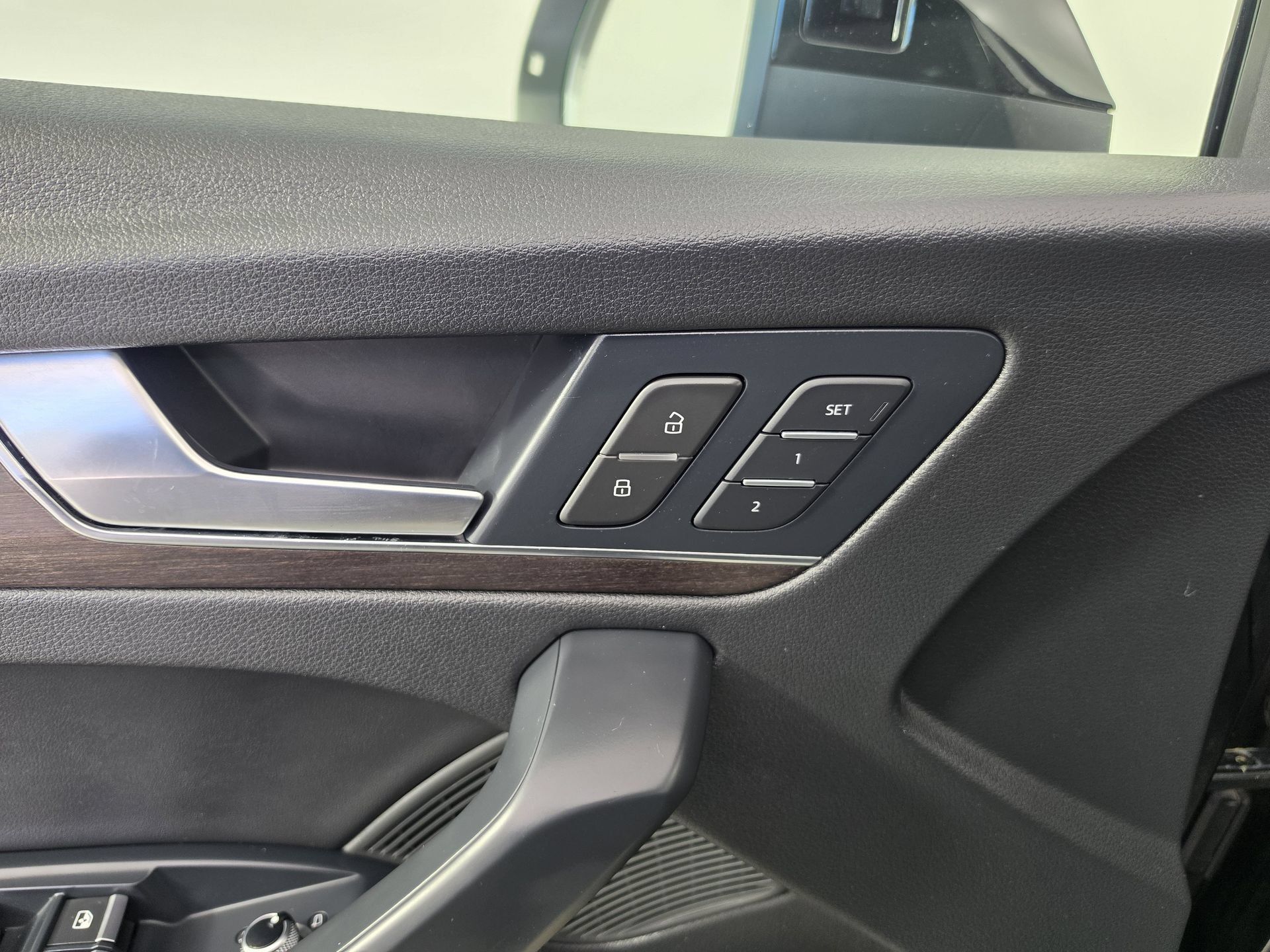 Certified 2024 Audi Q5 Premium AWD/4WD image 21
