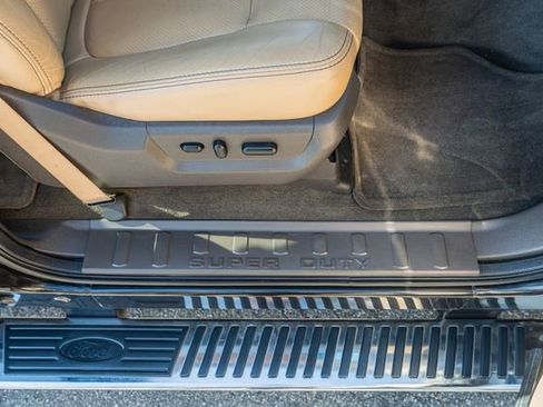 Used 2011 Ford F350 Lariat w/ Lariat Ultimate Pkg image 43