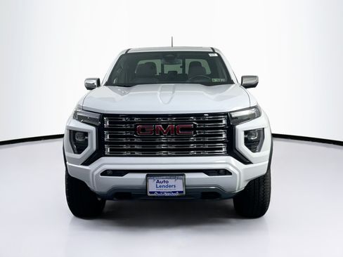 Used 2025 GMC Canyon Denali AWD/4WD image 2