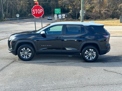 New 2026 Chevrolet Equinox LT image 4