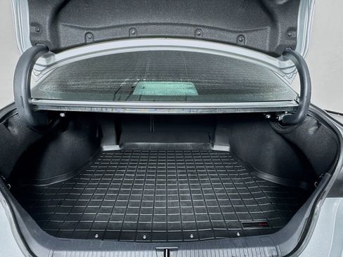 Used 2021 Toyota Avalon XSE image 31