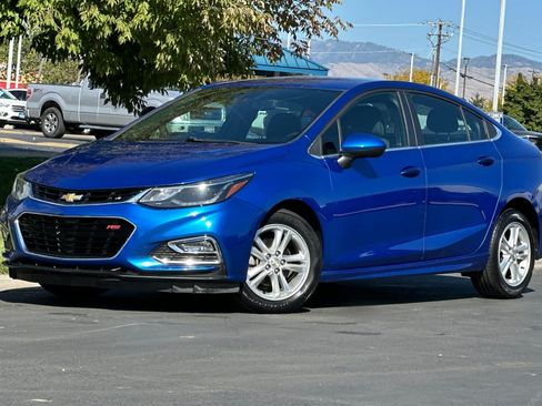 Used 2017 Chevrolet Cruze LT w/ RS Package FWD image 1