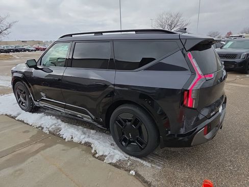 Certified 2026 Kia EV9 GT-Line image 4