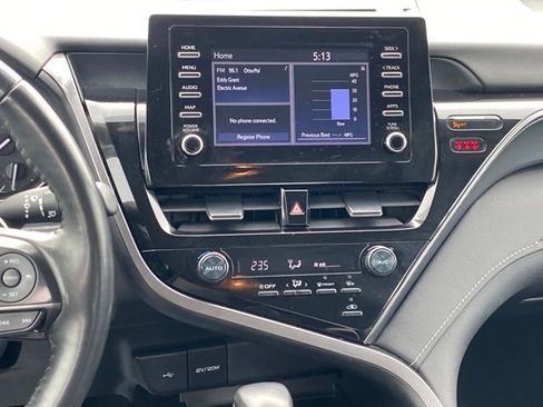 Used 2023 Toyota Camry SE image 8