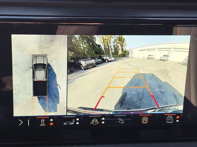 Used 2024 GMC Sierra 3500 AT4 w/ AT4 Premium Plus Package AWD/4WD image 16