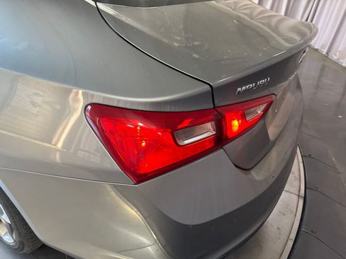 Used 2024 Chevrolet Malibu LT FWD image 12