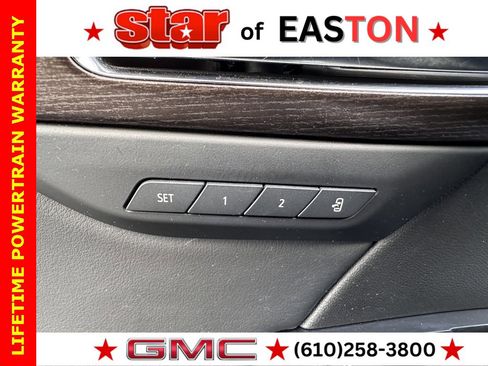 Used 2021 Buick Envision Avenir w/ Technology Package II image 16