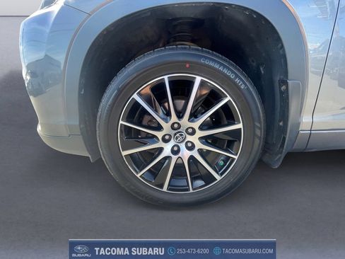Used 2018 Toyota Highlander SE AWD/4WD image 9