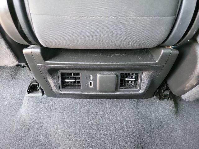 Used 2025 Chevrolet Silverado 1500 LT RWD image 17
