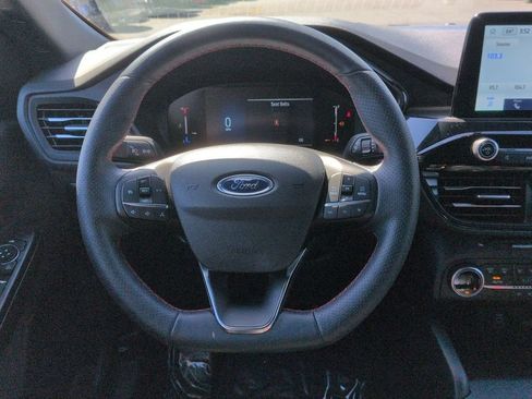 Used 2025 Ford Escape ST-Line AWD/4WD image 13