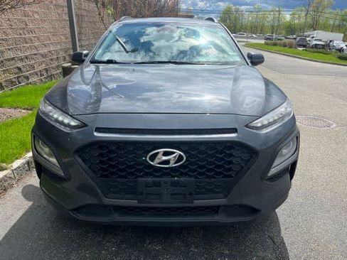 Used 2021 Hyundai Kona SEL image 2
