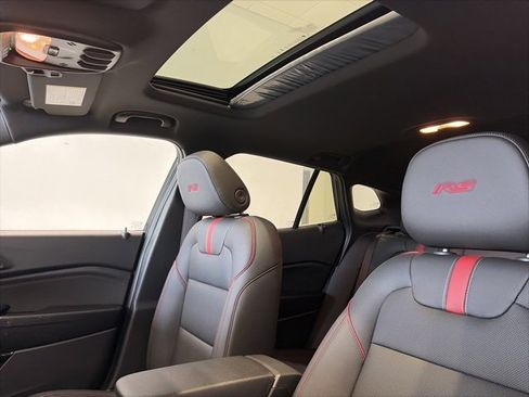 New 2026 Chevrolet Trax RS w/ Sunroof Package image 12