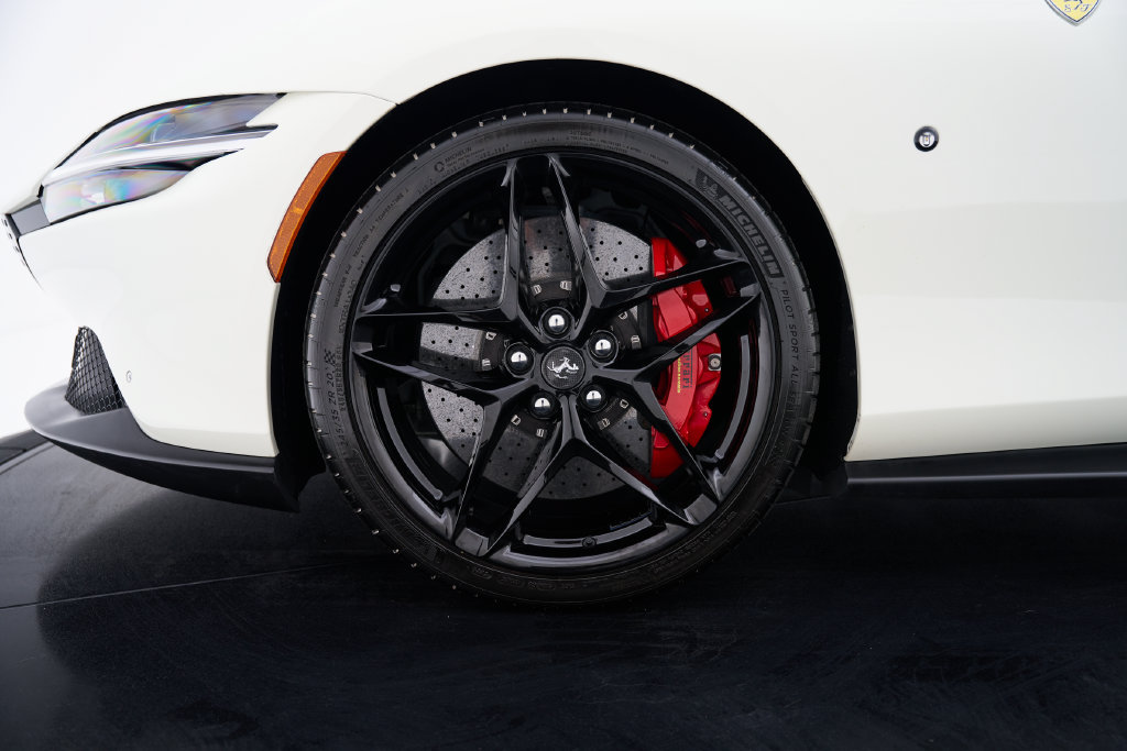 Used 2022 Ferrari Roma RWD image 5