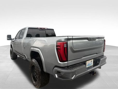 Used 2024 GMC Sierra 3500 Denali Ultimate AWD/4WD image 14