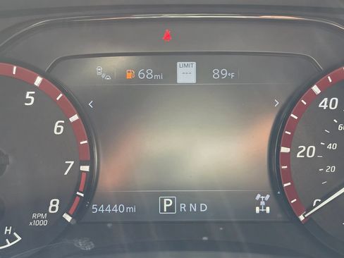 Used 2023 Nissan Frontier PRO-4X w/ Pro Convenience Package AWD/4WD image 17