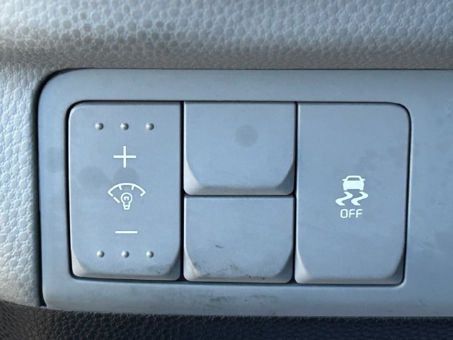 Used 2016 Kia Soul + FWD image 20