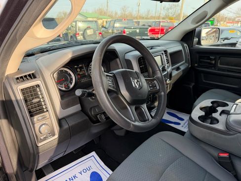 Used 2018 RAM 1500 Express w/ Express Value Package image 10