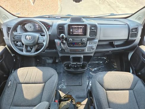 Used 2023 RAM ProMaster 2500 FWD image 12