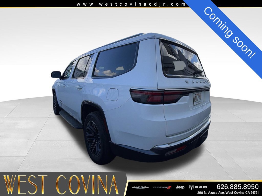 Used 2022 Jeep Wagoneer Series III RWD image 5
