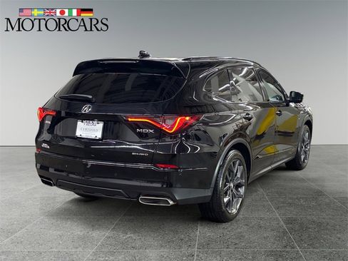 Certified 2023 Acura MDX A-Spec image 3