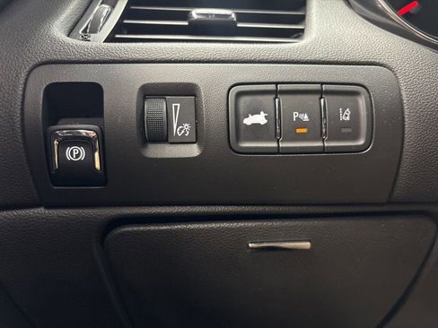 Certified 2015 Chevrolet Impala LTZ FWD image 26