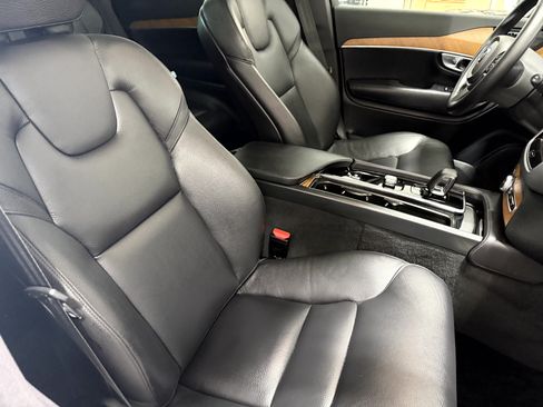 Used 2023 Volvo XC90 B6 Plus w/ Protection Package Premier AWD/4WD image 21