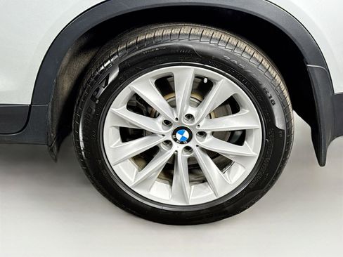 Used 2017 BMW X3 xDrive28i image 9