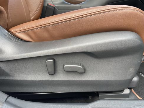 Used 2024 Subaru Outback Touring XT image 33