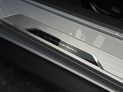 Used 2023 Chevrolet Corvette Stingray Convertible image 83