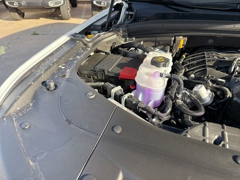 New 2025 Jeep Grand Cherokee Altitude image 47