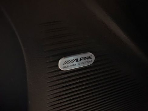 Used 2022 Dodge Challenger R/T Scat Pack w/ Driver Convenience Group image 8