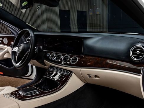 Used 2021 Mercedes-Benz E 450 4MATIC Sedan image 13