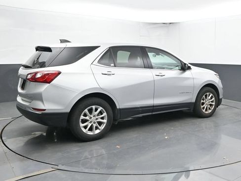Used 2020 Chevrolet Equinox LT AWD/4WD image 2