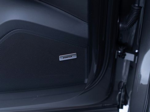 Used 2025 Porsche Cayenne GTS image 26