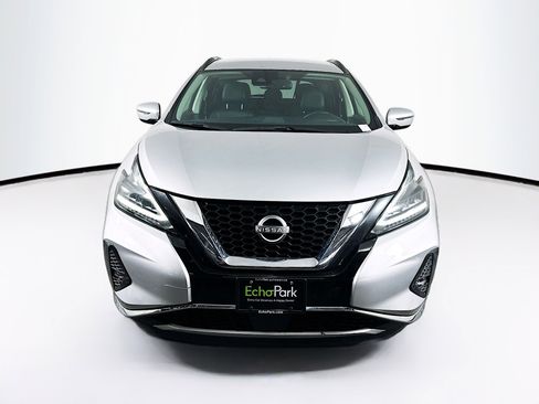 Used 2023 Nissan Murano SV image 2