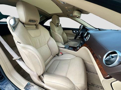 Used 2020 Mercedes-Benz SL 450 w/ Premium Package image 29