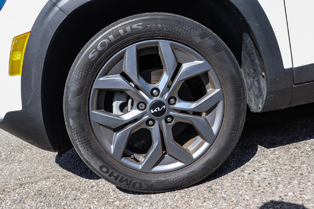 Used 2024 Kia Seltos S FWD image 12