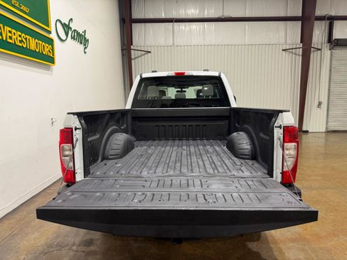 Used 2022 Ford F250 XL w/ Power Equipment Group AWD/4WD image 47