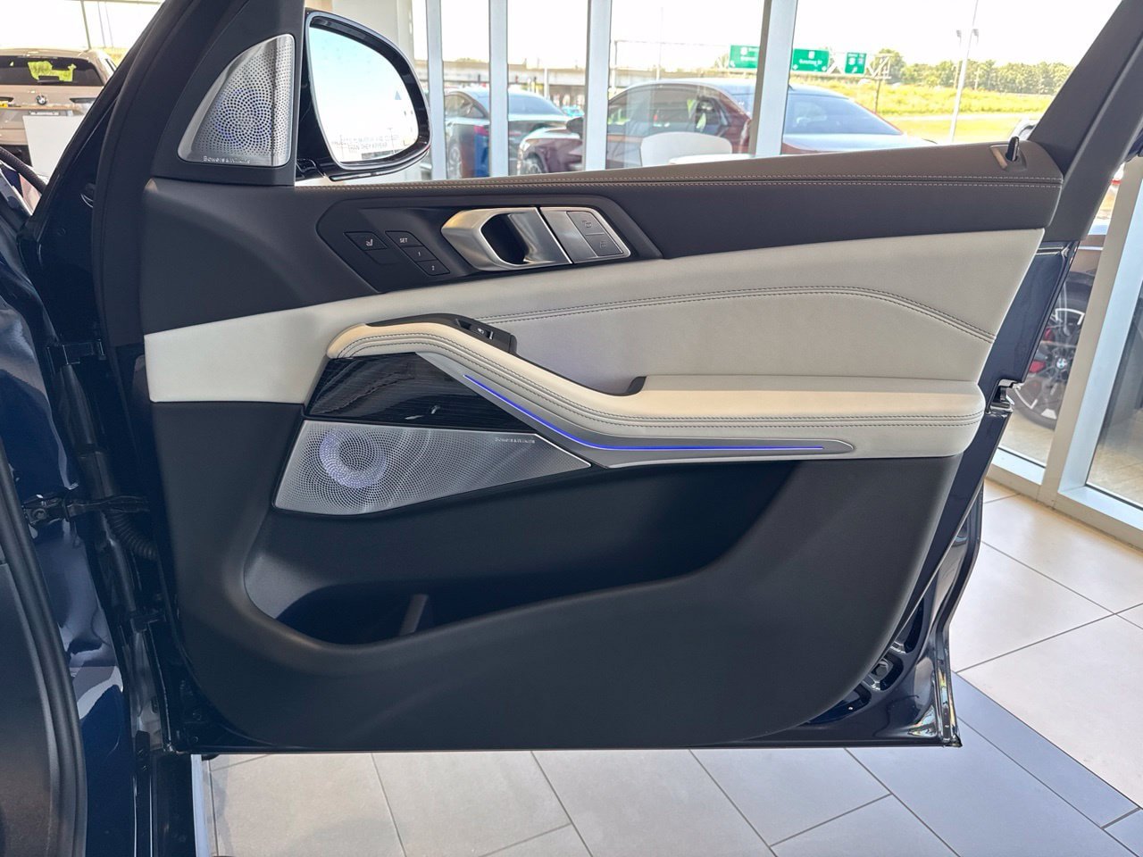 New 2027 BMW X7 xDrive40i w/ Executive Package AWD/4WD image 55