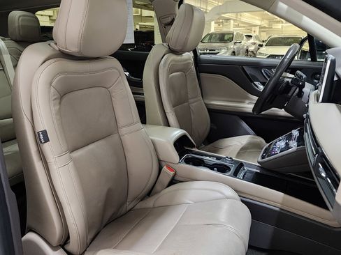 Used 2020 Lincoln Corsair Reserve w/ Equipment Group 202A image 23