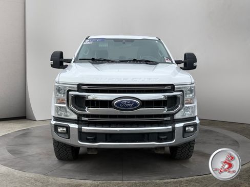 Used 2020 Ford F250 XLT w/ XLT Value Package image 2