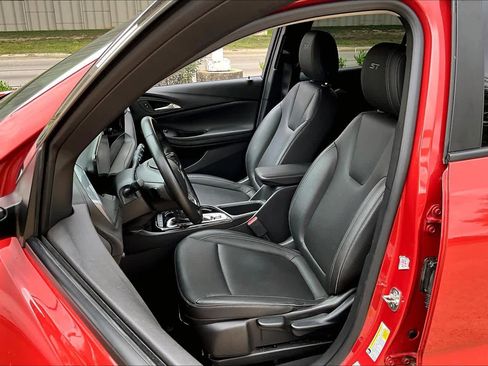 Used 2024 Buick Encore GX Sport Touring image 8